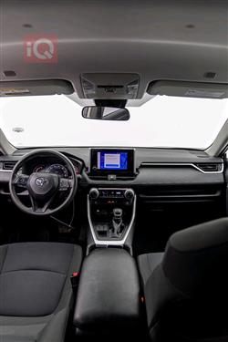 تۆیۆتا ڕاڤ 4